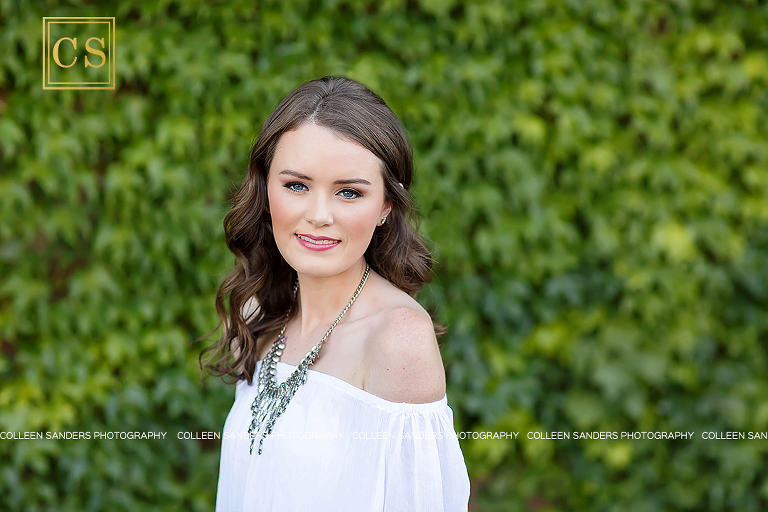 El Dorado Hills senior pictures in the El Dorado Hills Town center, urban senior pictures with ivy and metal stairs.